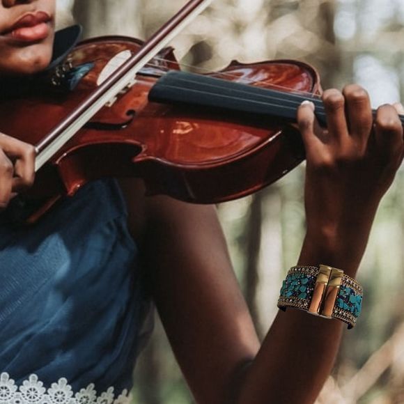 Handmade Turquoise, White Crystal, Micro Beading, Magnetic Clasp Bracelet 7.5" - Picture 6 of 8